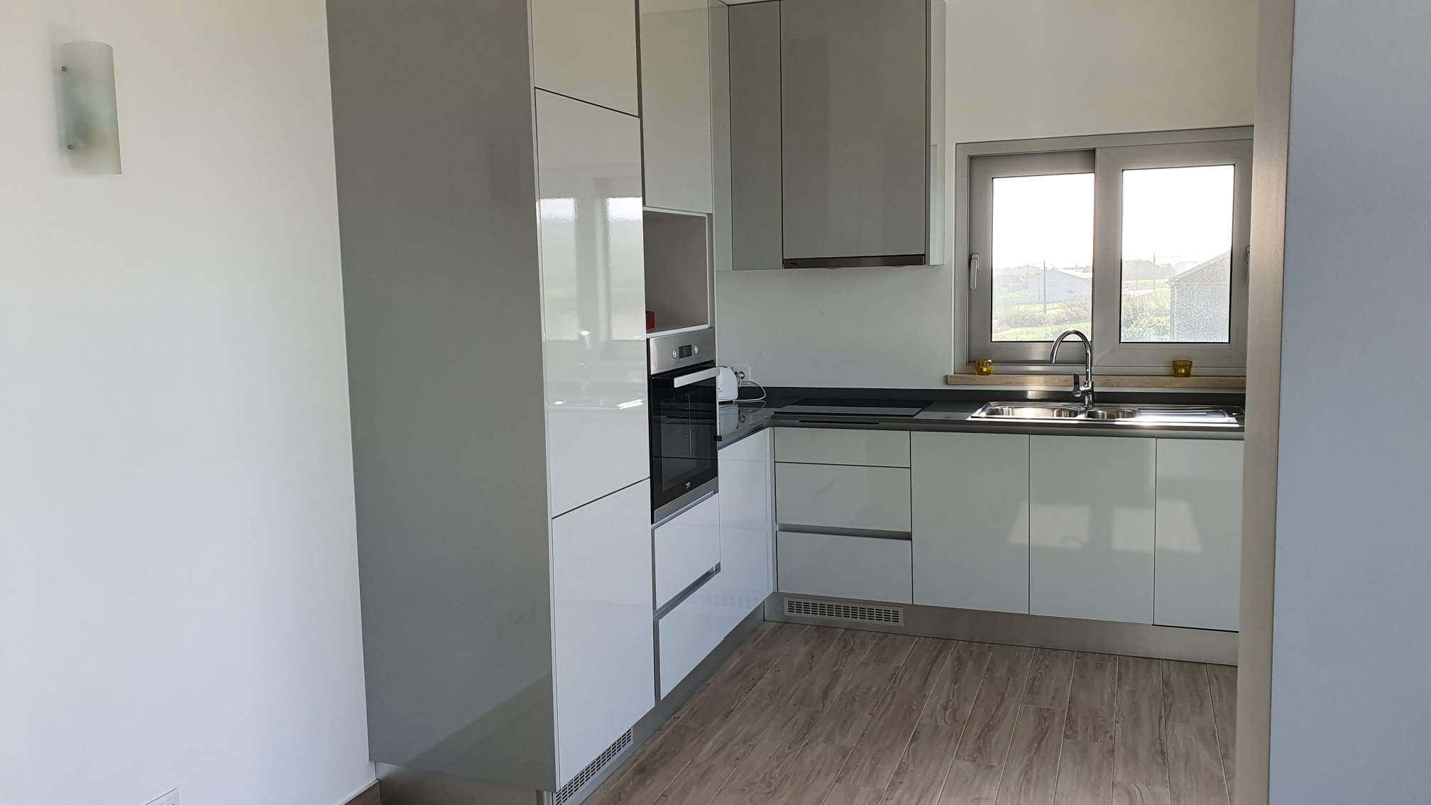 T2 kitchen view 4